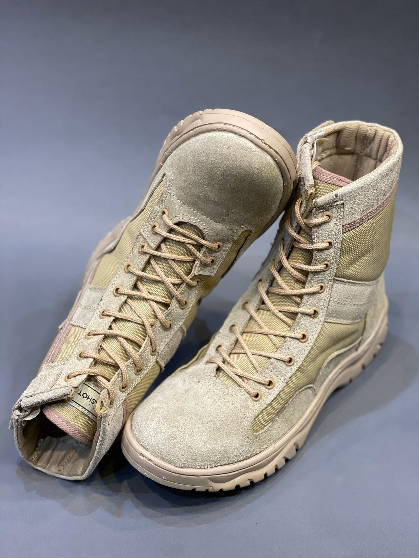 58FBDB92-CF06-4D4A-9B43-63CDB4B421D7 پوتين پاراشوت تبريز 110 - Image 1