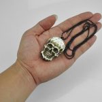 چاقو گردنی طرح اسکلت 111