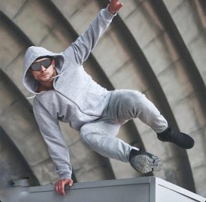 عینک ورزشی هوشمند گرین لاین مدل SG10